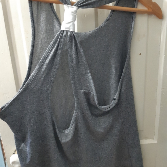 Women's Adidas grey tank top - Picture 2 of 3